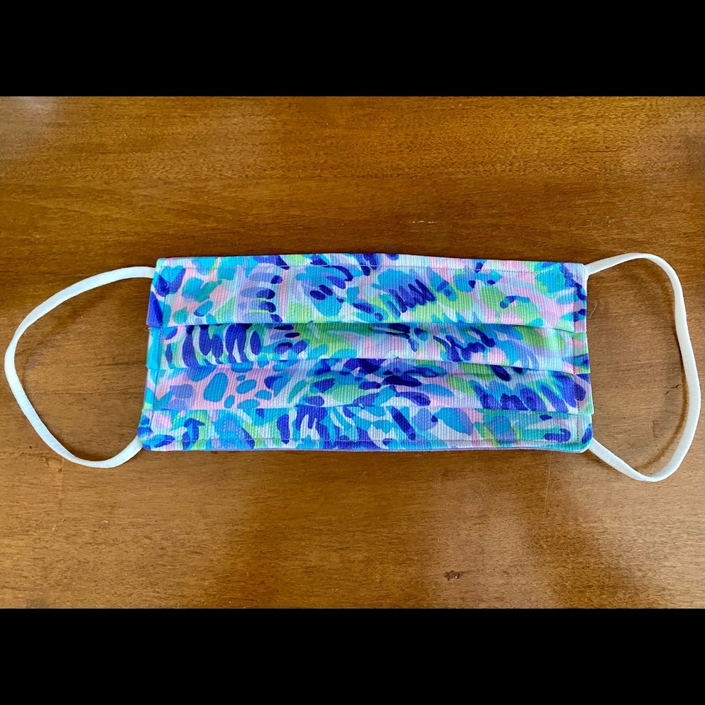 Multi Shell of a Party Face Mask
